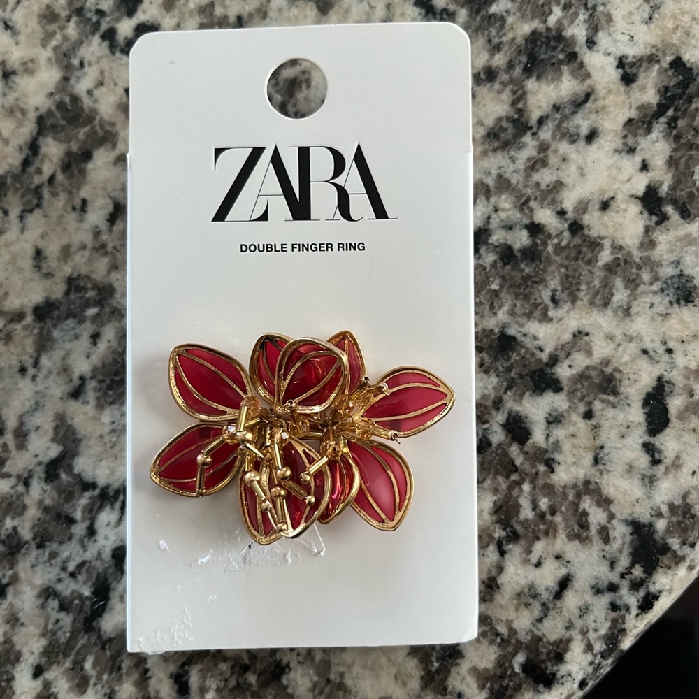 NWT Zara medium ring